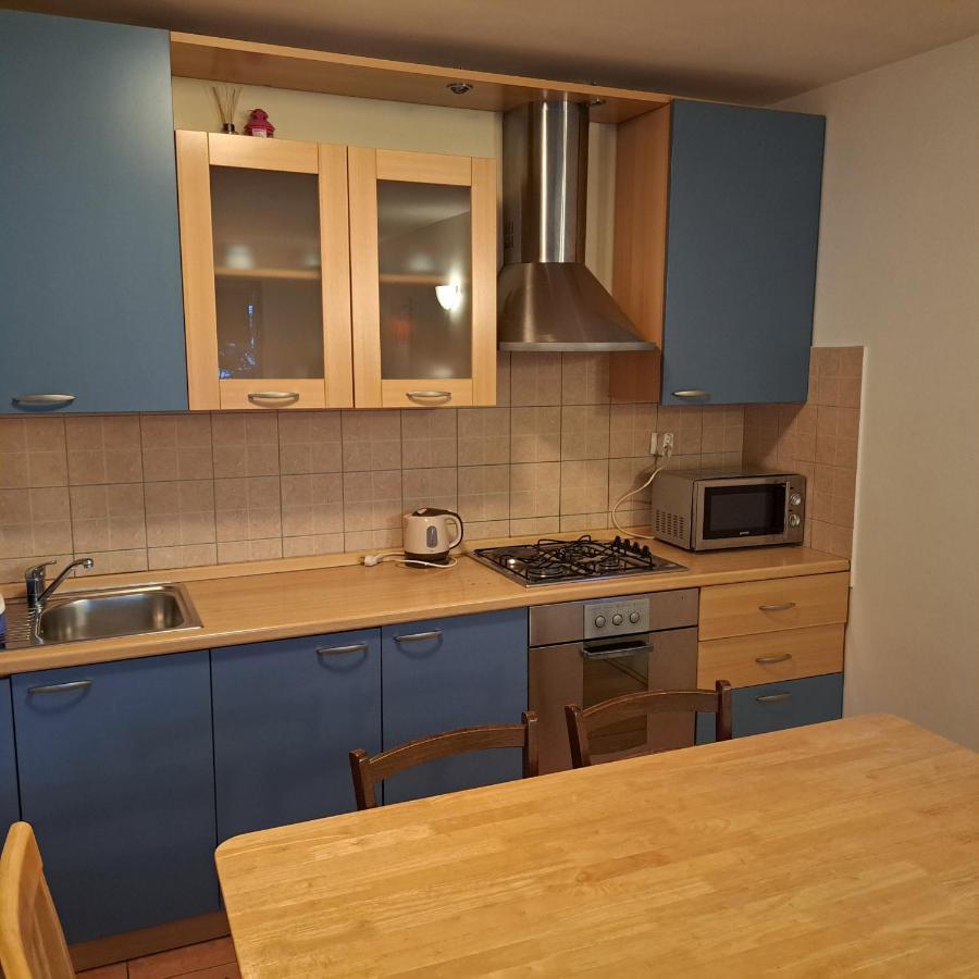 Apartment Sodan 72 Omis Exterior photo